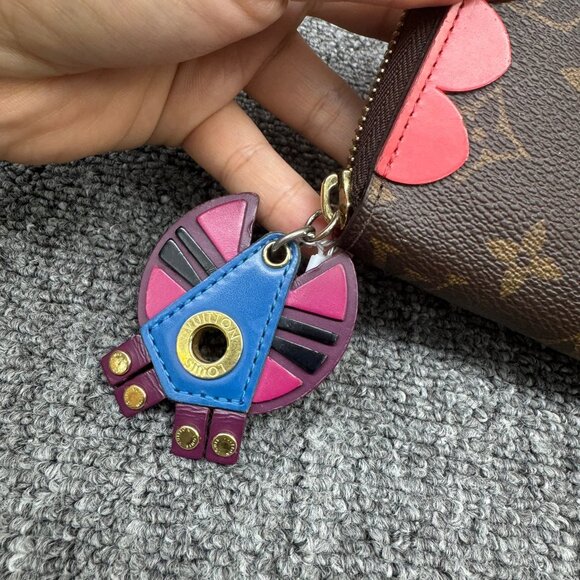 LOUIS VUITTON Zippy Brown Monogram Canvas Wallet 399-082225 - Picture 5 of 12